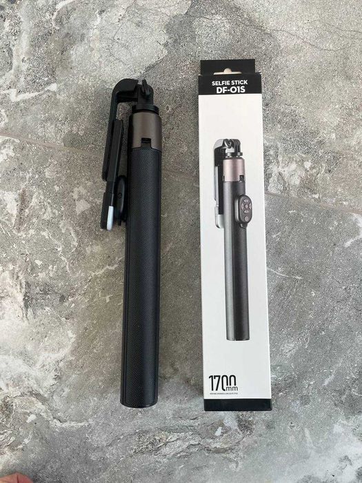 Селфи-палка штатив трипод монопод с подсветкой и пультом