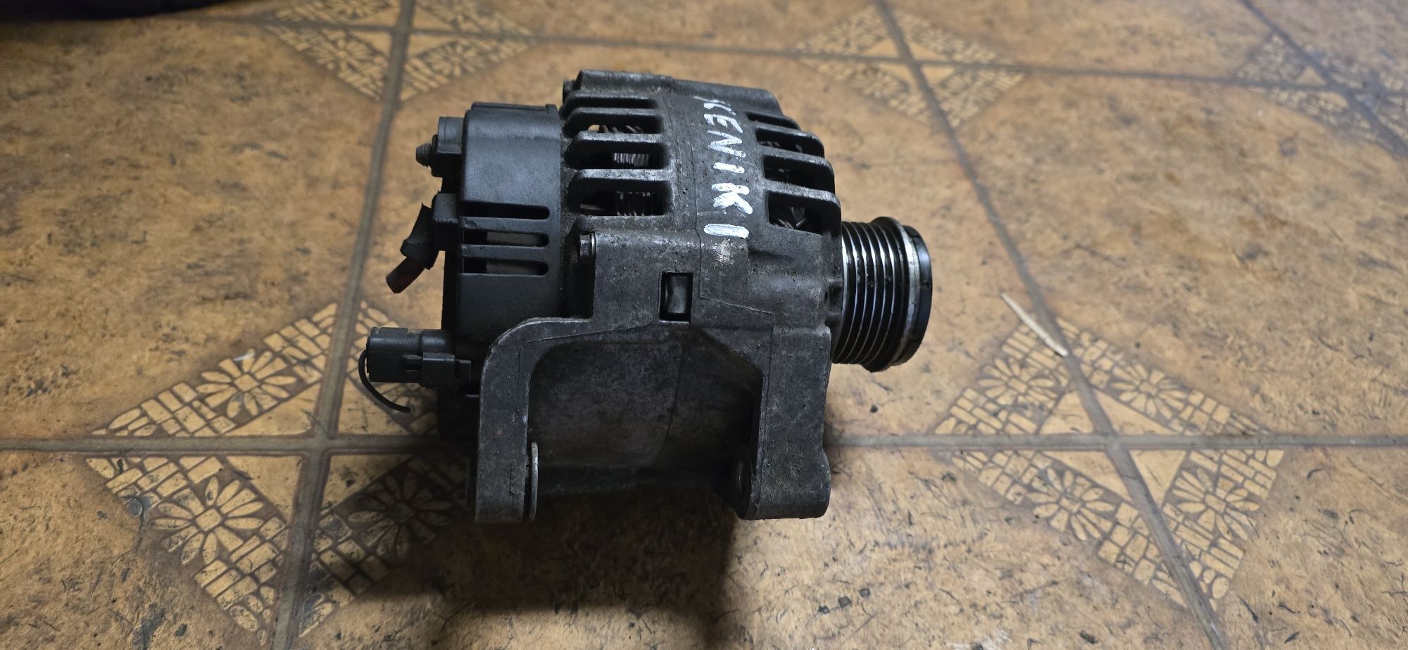 Alternator Renault Scenic II 1.9 DCI  82000  54588