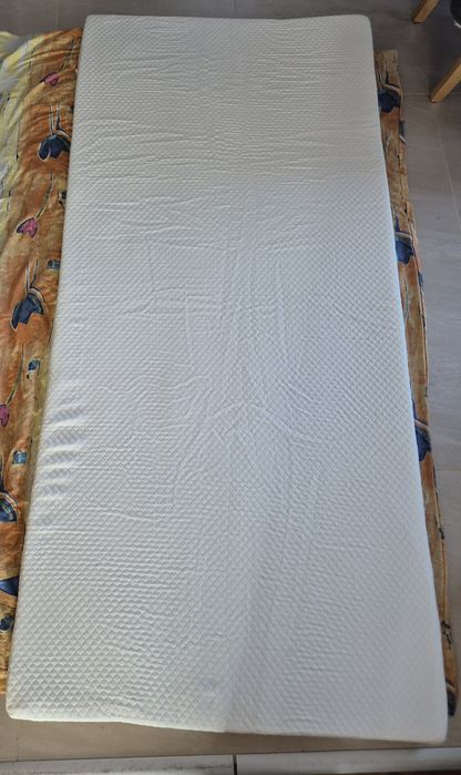 Materac wierzchni z pamięcią kształtu topper 90x200x5cm NOWY