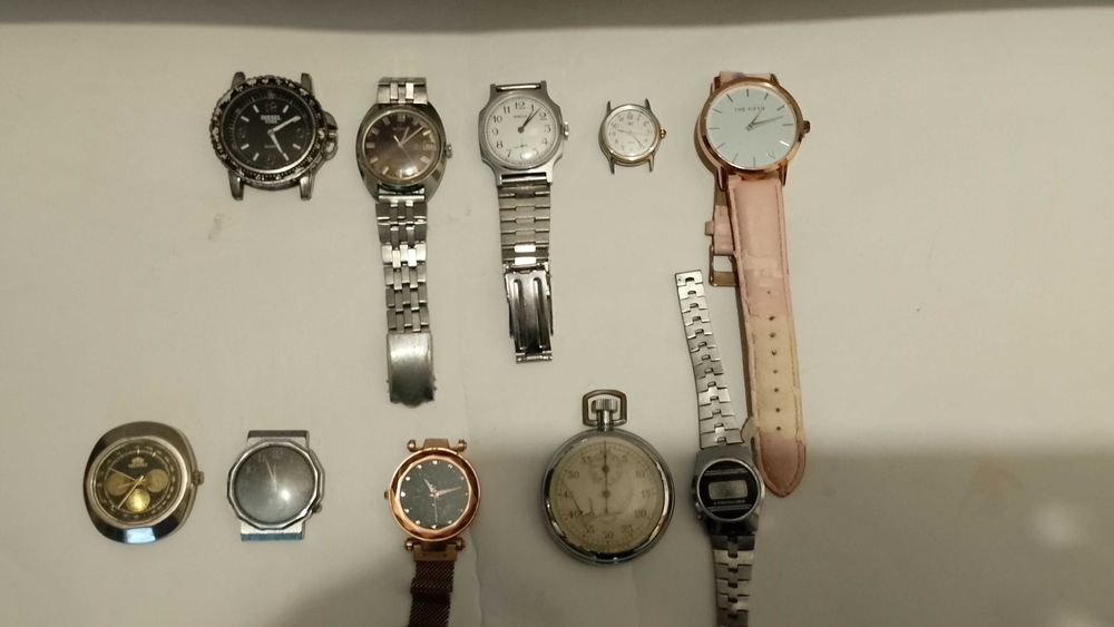 Часы наручные . СССР и другие .