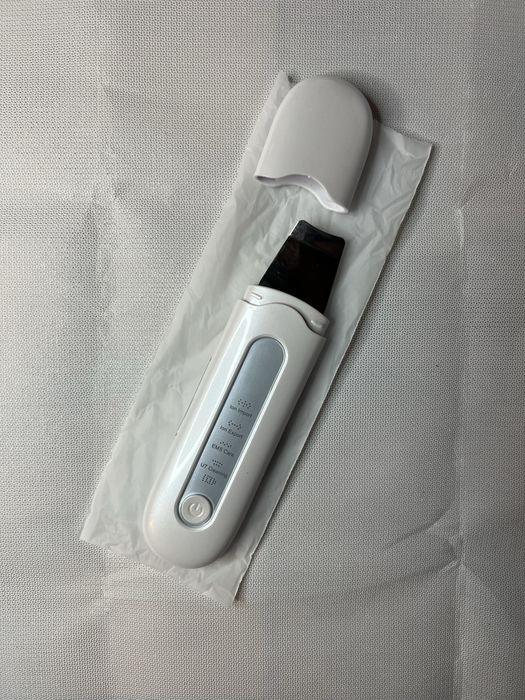 Продам массажер для шеи и ультразвуковой скраббер очиститель для лица