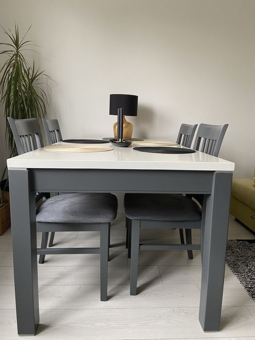 Stół rozkładany drewniany/mdf