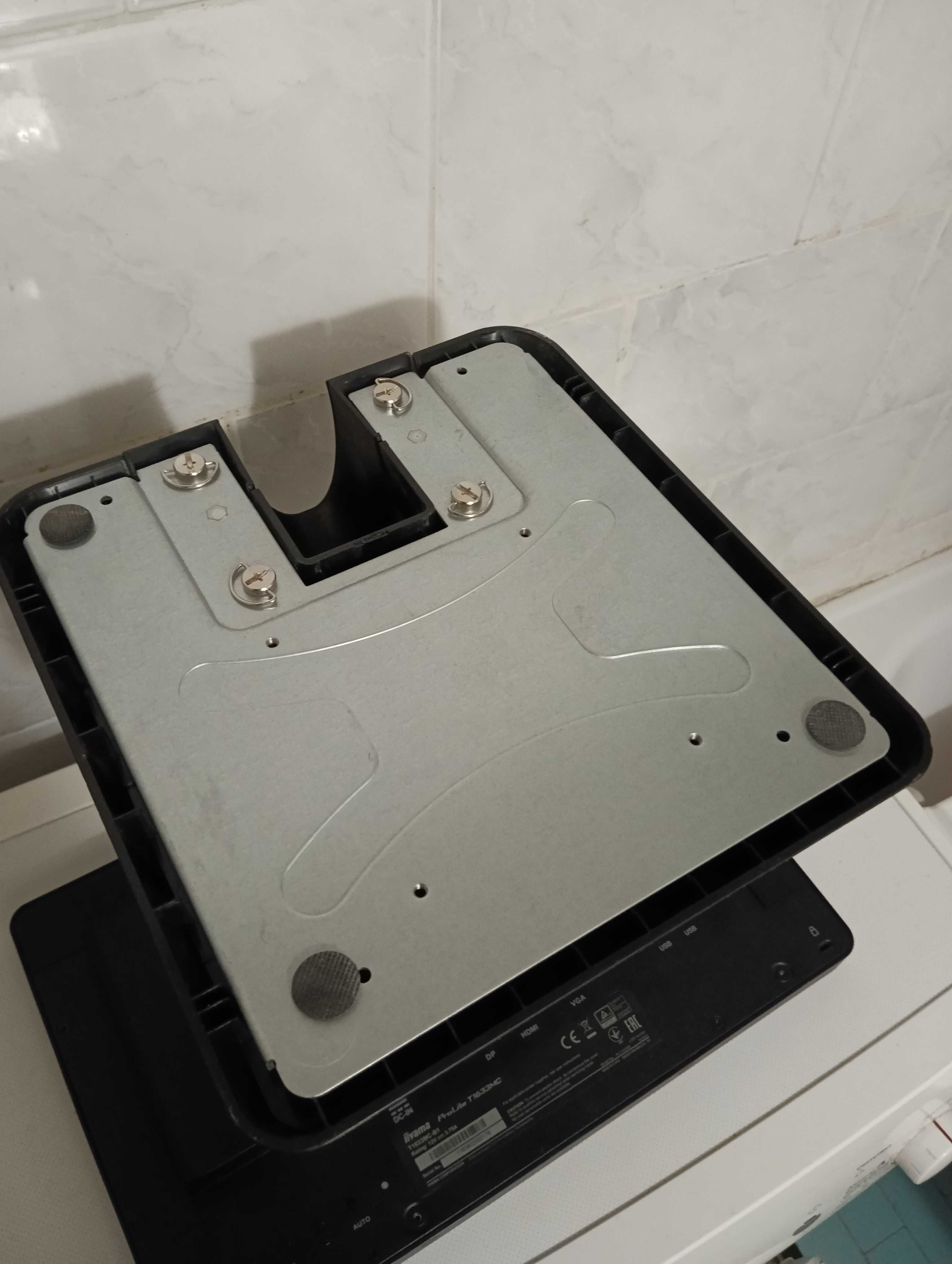 Pos-Terminal Iiyama Prolite T1633MC-B1