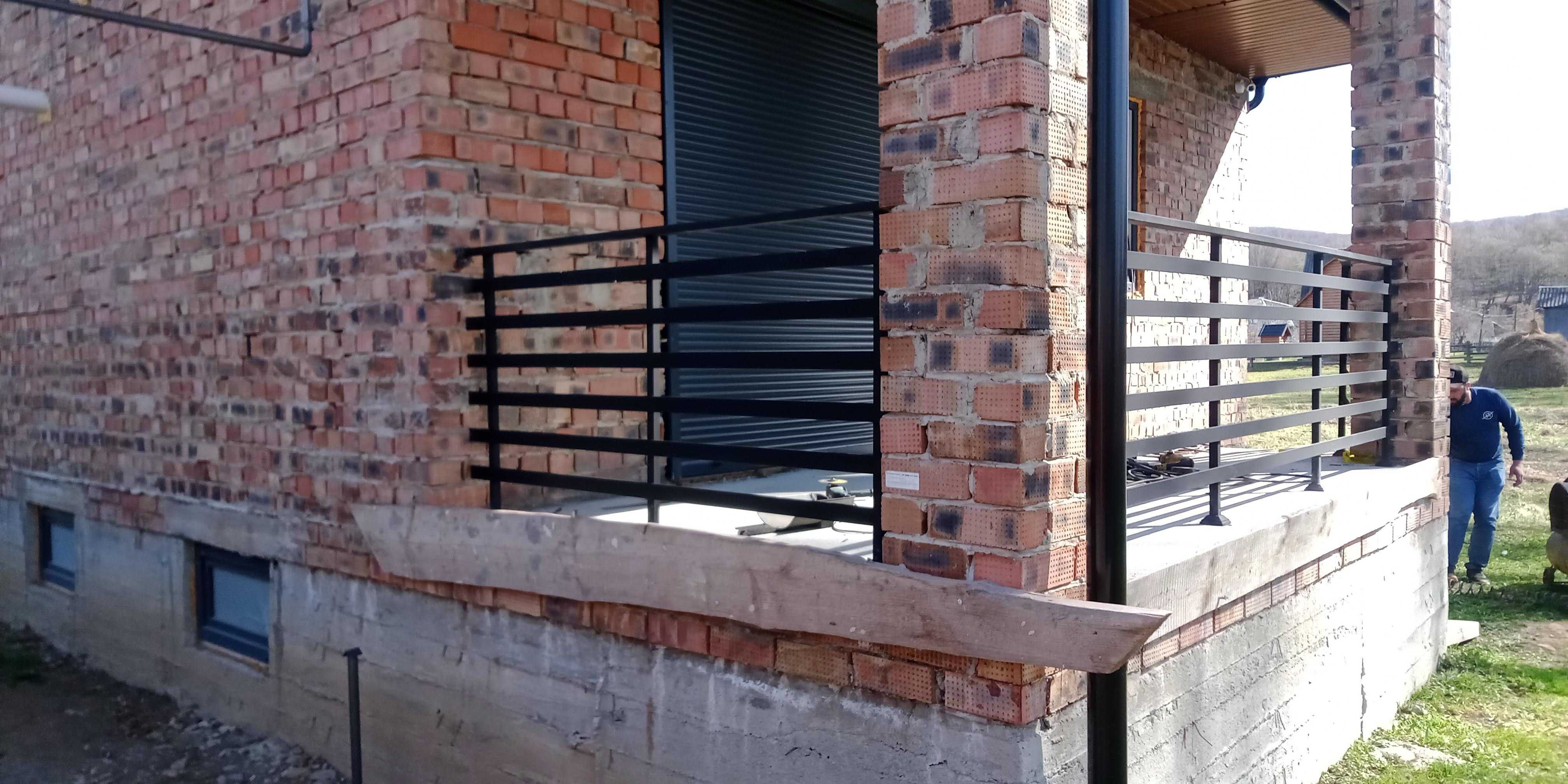 Balustrady nierdzewne, wewnętrzne i zewnętrzne