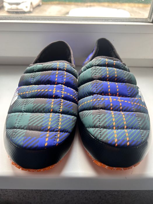 Сліпони North Face