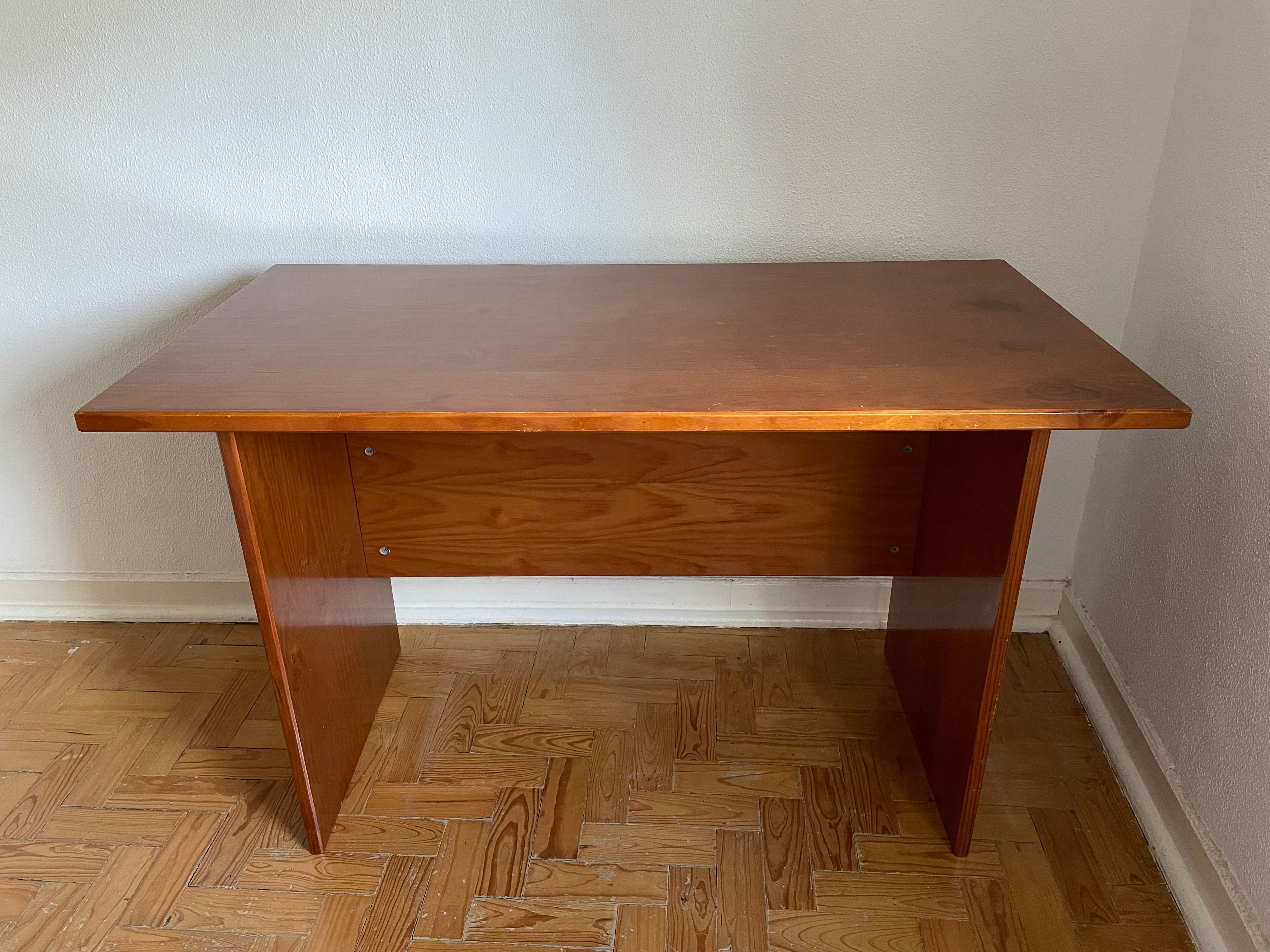 Mesa de Escritório