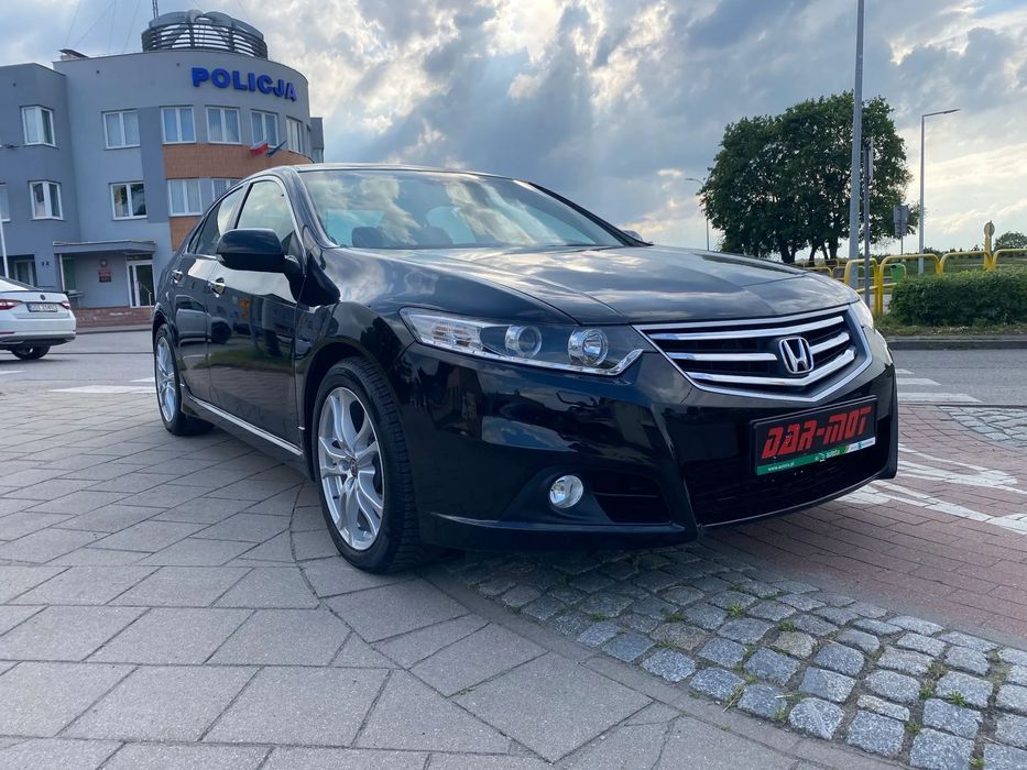 Honda Accord 2.0 benz sedan automat alu 18'