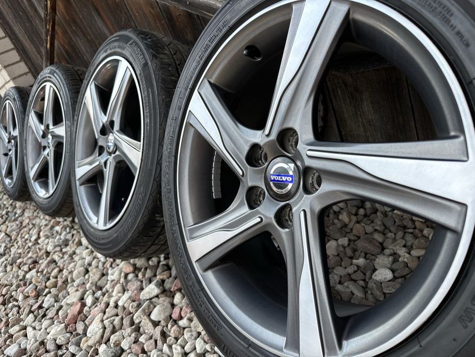 VOLVO V40 V60 S60 S80 V70 V50 V40 C30 kpl koła felgi 5x108 R-Design 17