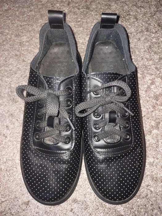 Туфли, мокасины, кроссовки с перфорацией