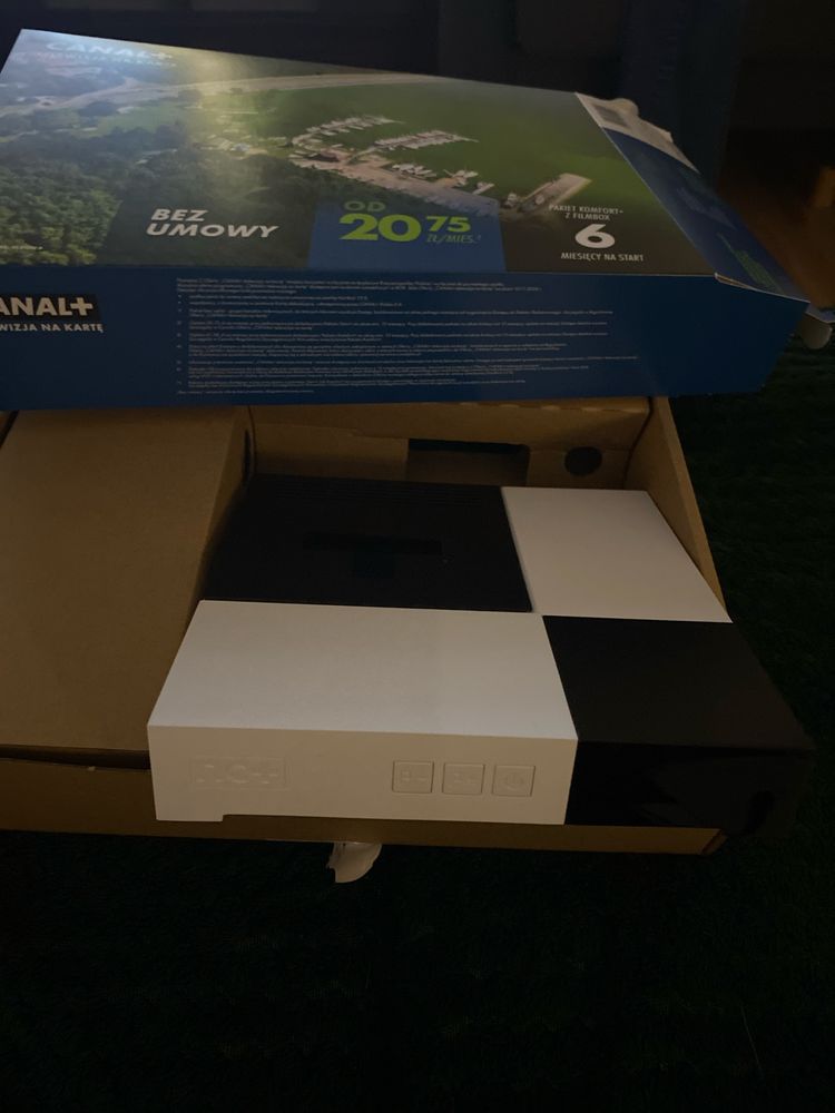 Dekoder nc+ z kartą, pilot i zasilacz
