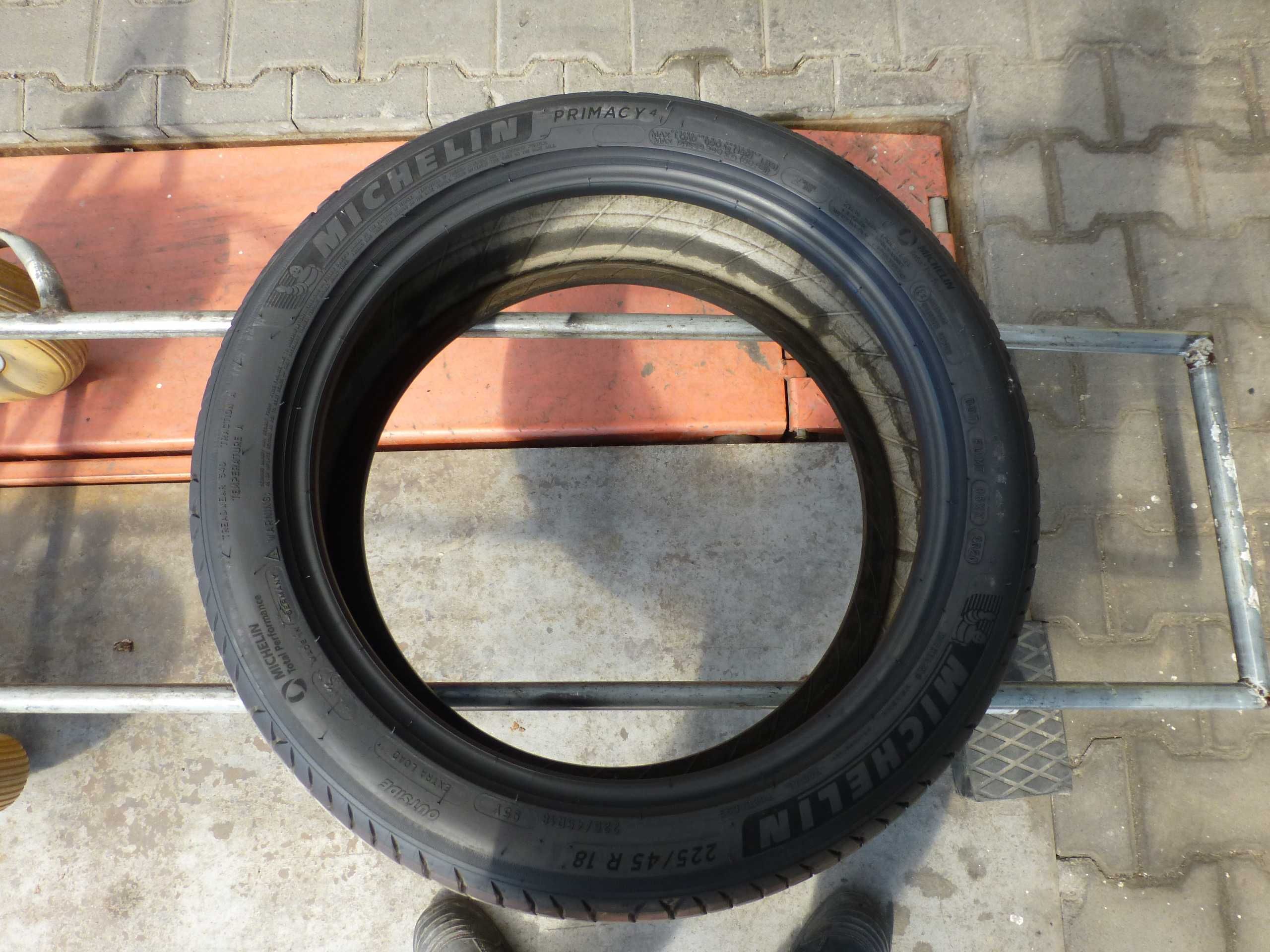 Michelin 225/45r18