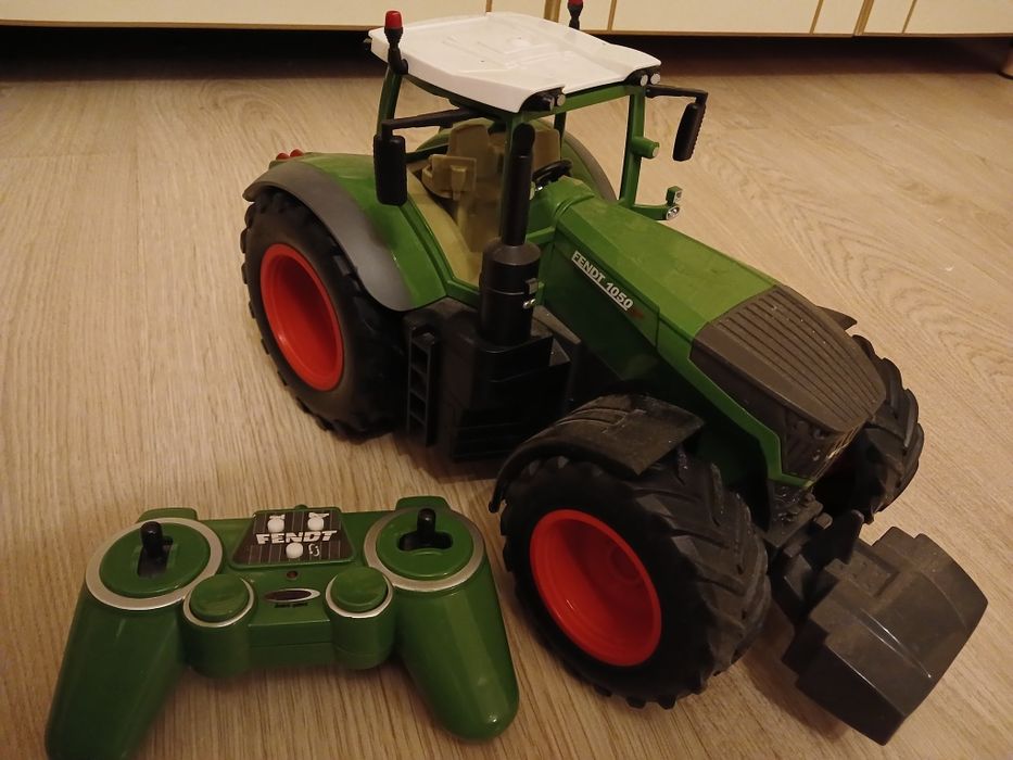 Продам трактор Jamara Fendt 1050 1:16
