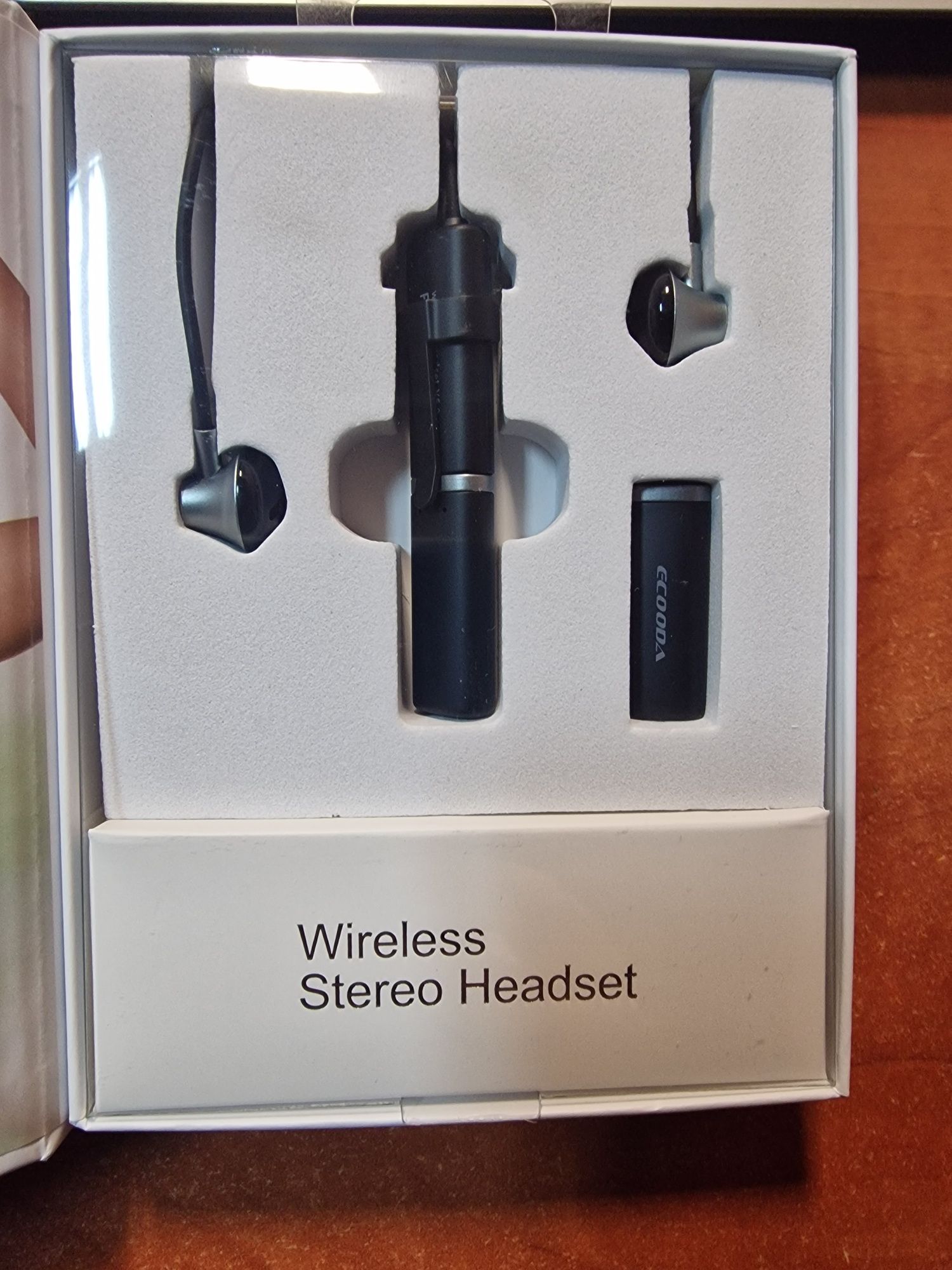 Słuchawki do uszu douszne bluetooth NOWE