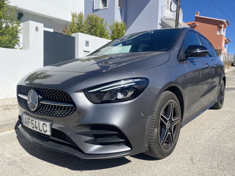 Mercedes B250e AMG