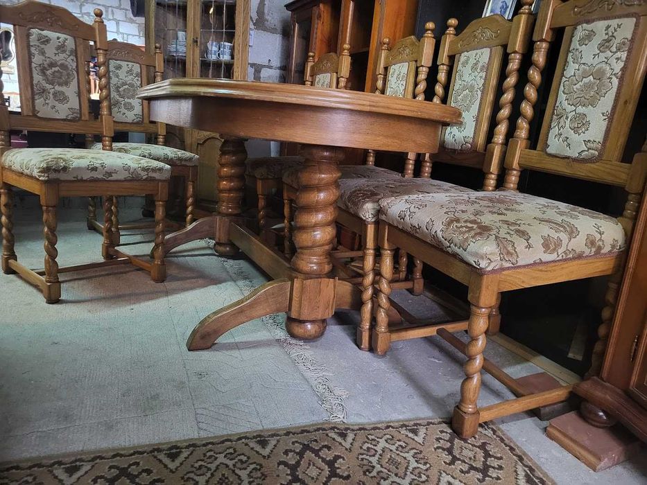 Stylowy stół dębowy owalny 6 krzeseł serwantka witryna komoda