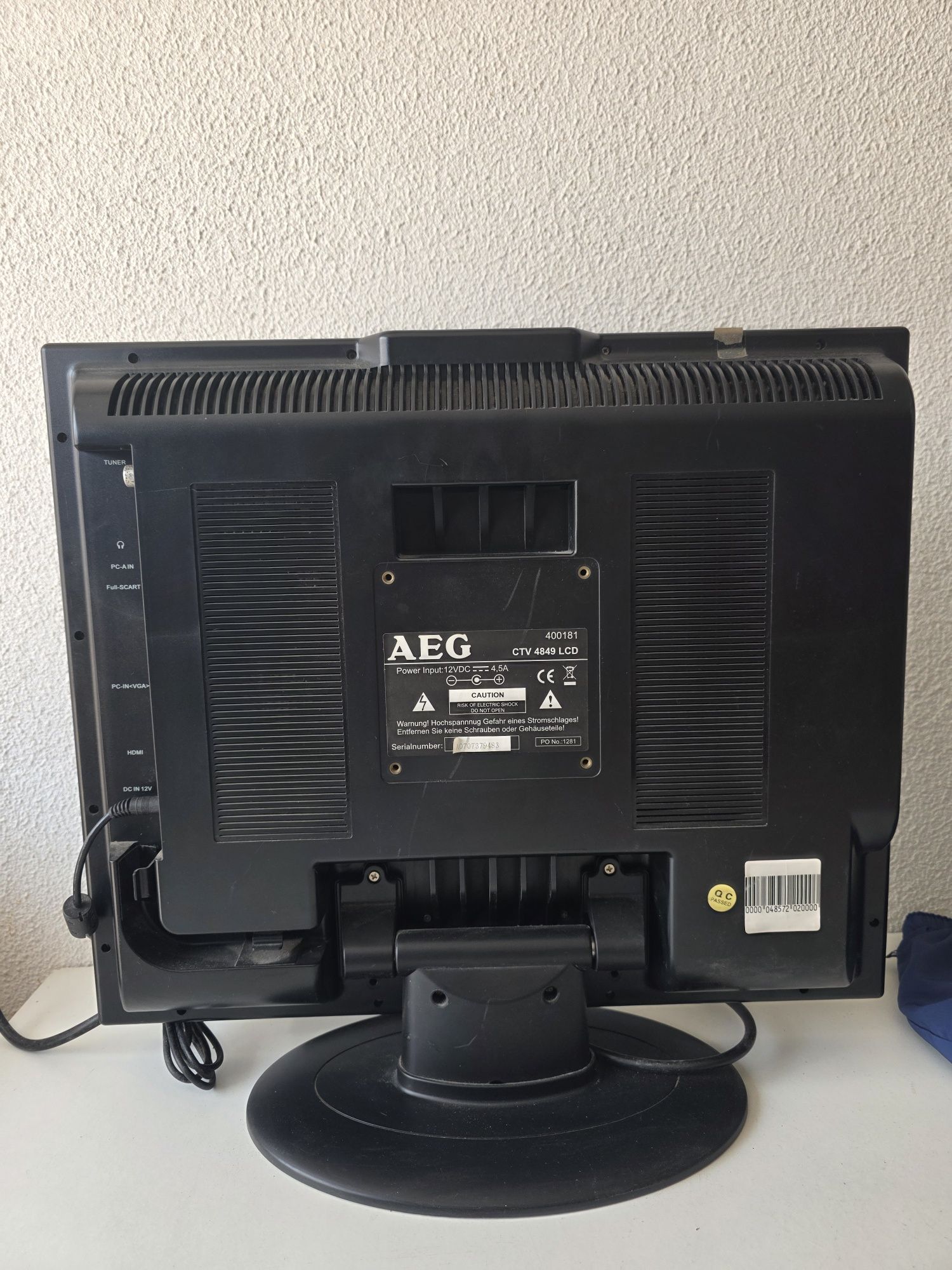 Tv lcd AEG 19/8 a funcionar