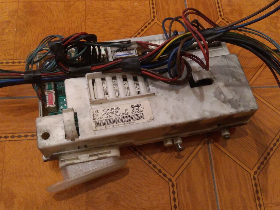 Modulo programador para máquina de lavar e secar roupa