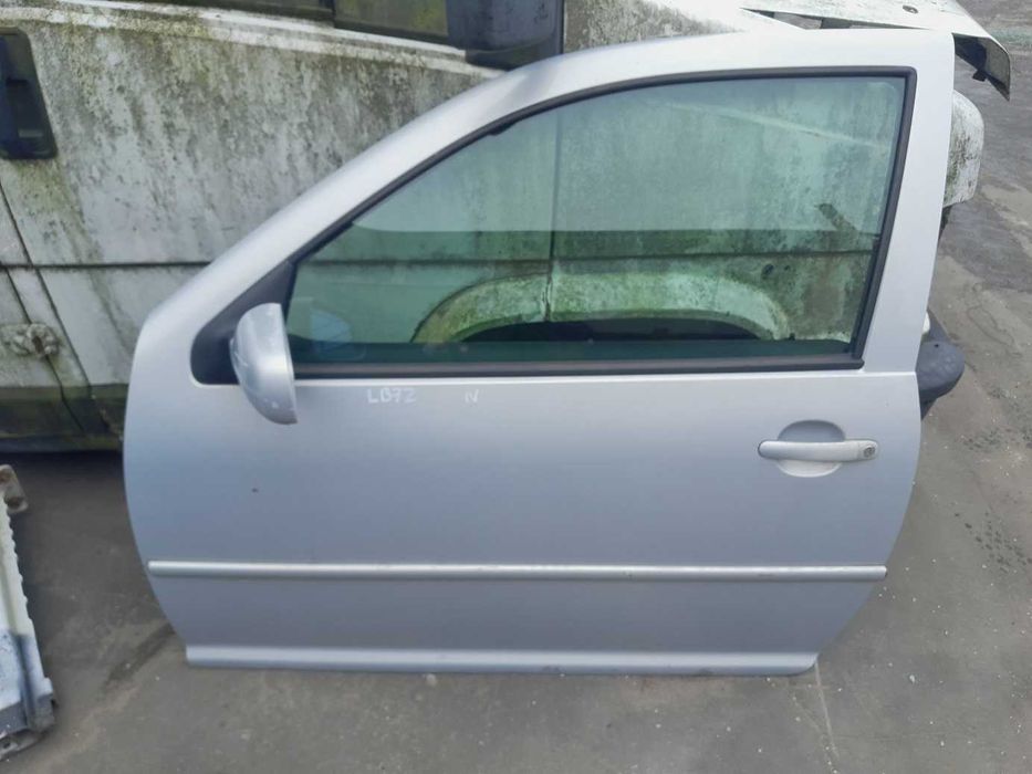 VW Golf IV 4 3d - drzwi lewe LB7Z kompletne