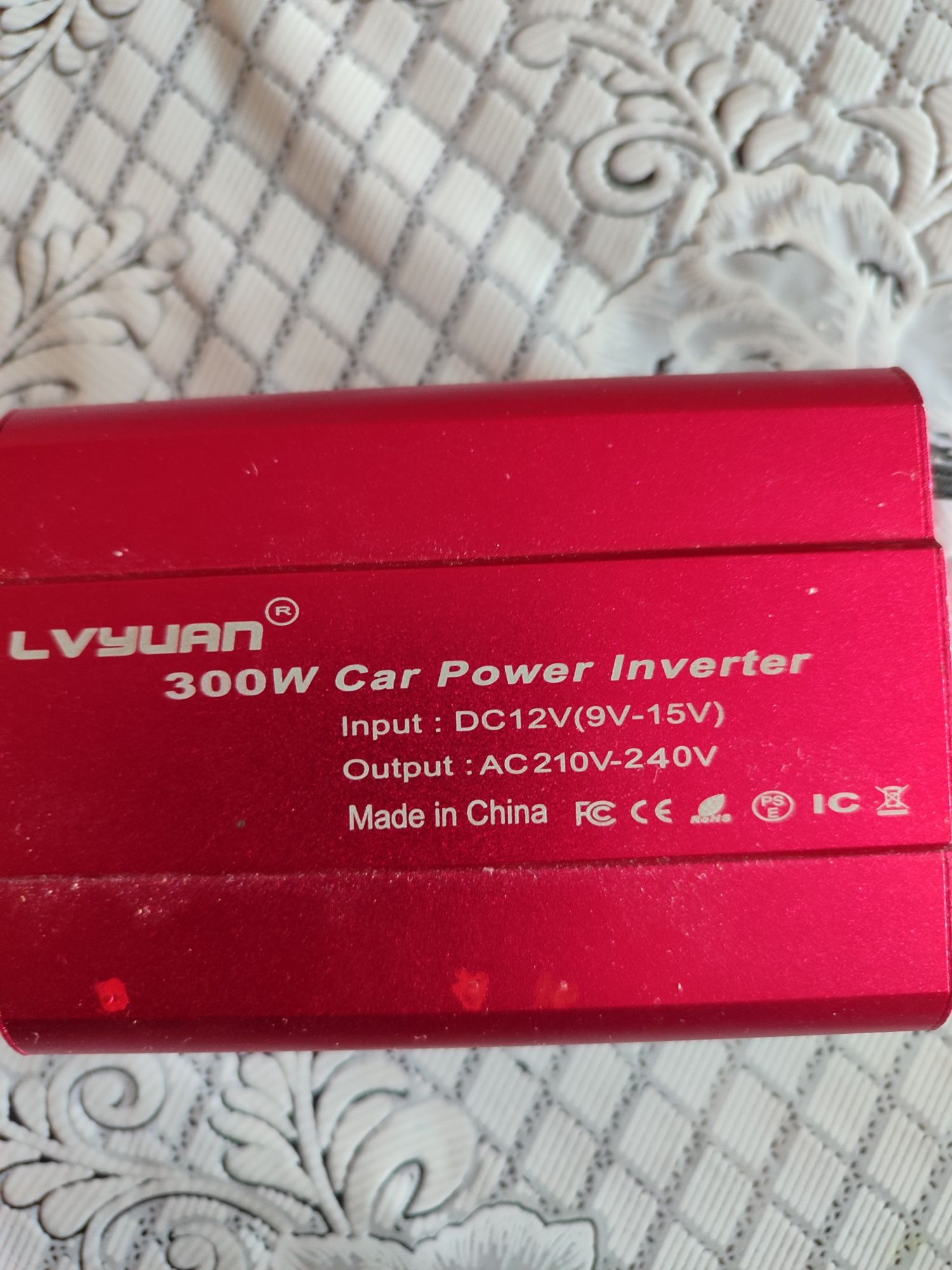 Інвертор lvyuan 300 WAT+Україна-2 ферорезонансний стаб(комплект)