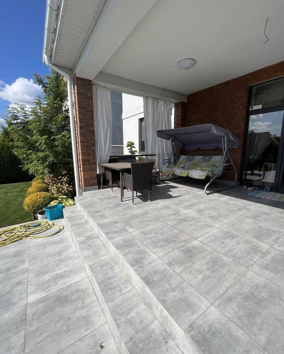 Продажа ДОМА в Совиньоне,  гараж, бассейн, 7.5 сот