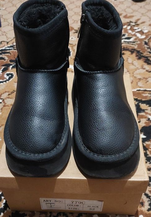 Продам Угги для девочки