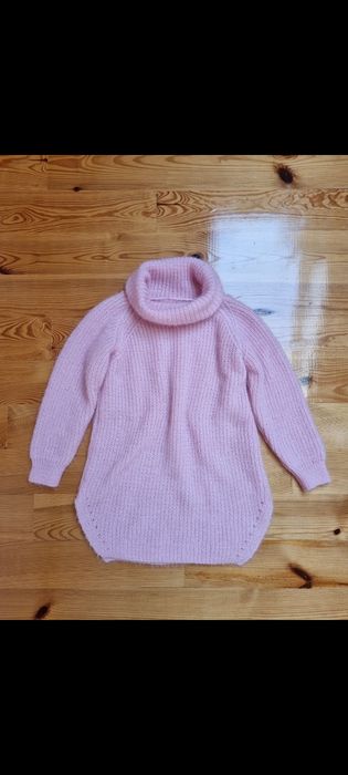 Różowy sweter puszysty kaszmirowy pudrowy róż pastelowy 38 M