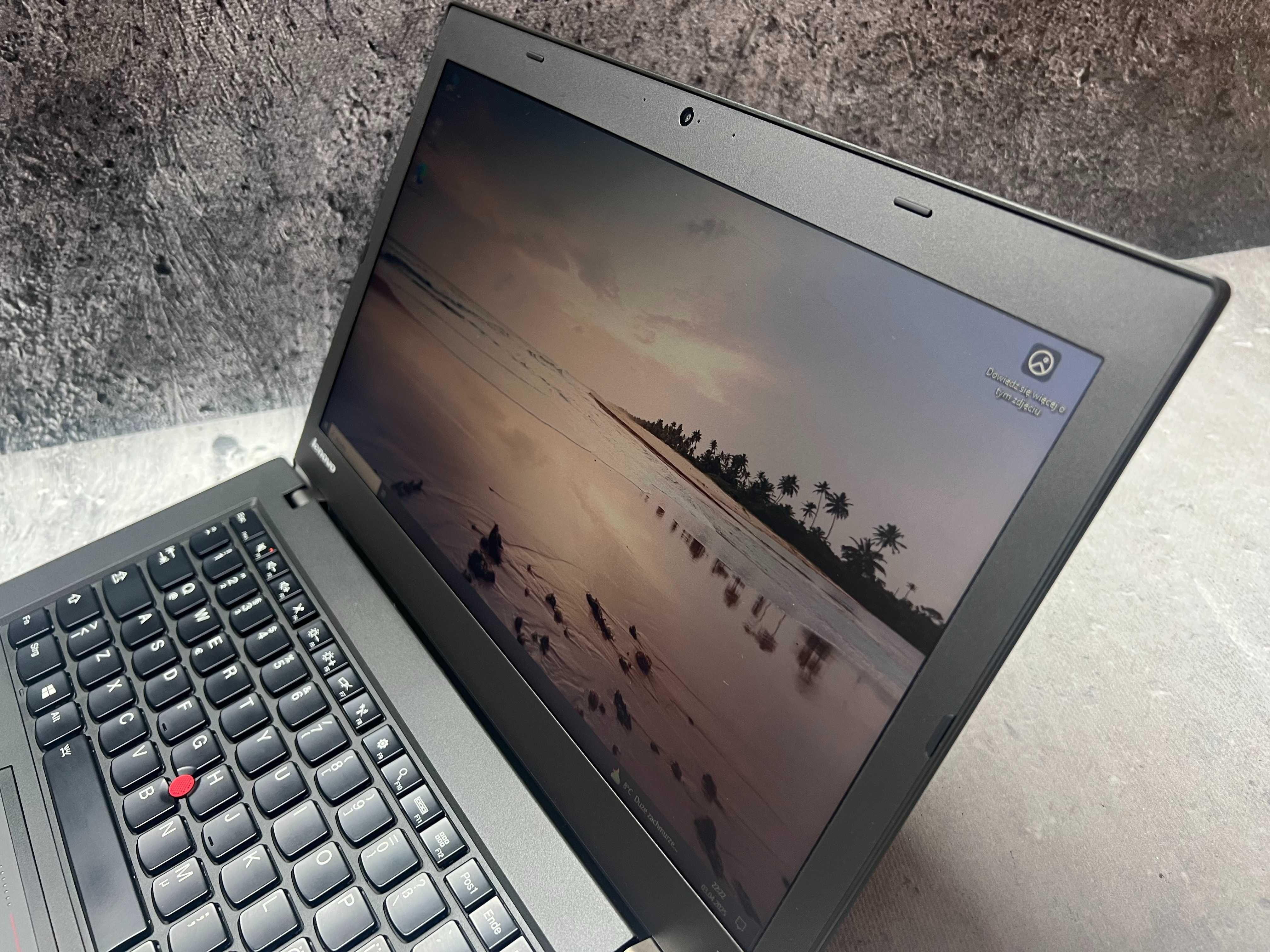 Lenovo Thinkpad T440 / i5 4200 2.6 GHz / 8GB DDR3 / 256SSD / 14,1" HD+
