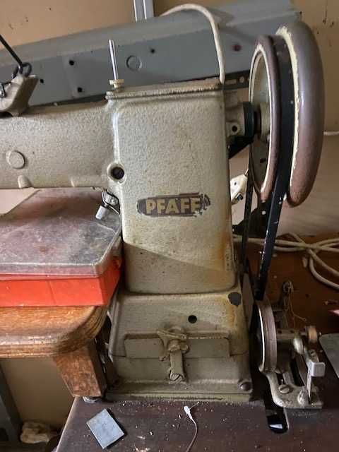 Máquina de Costura Phaff de Braço