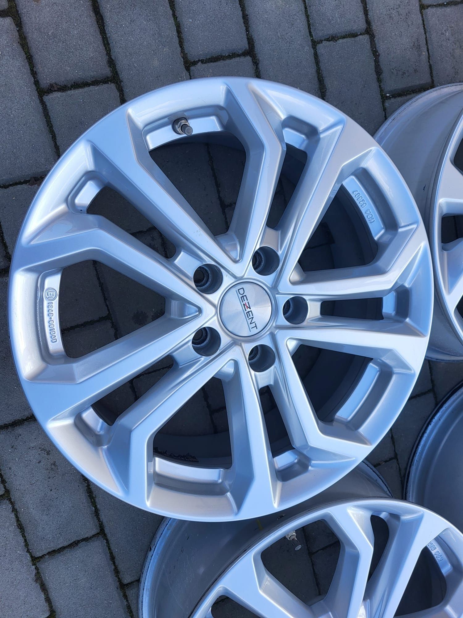 Felgi 7Jx17 5x112 VW Golf Caddy Beetle T-Roc Audi A4 A3 Seat Leon Exeo