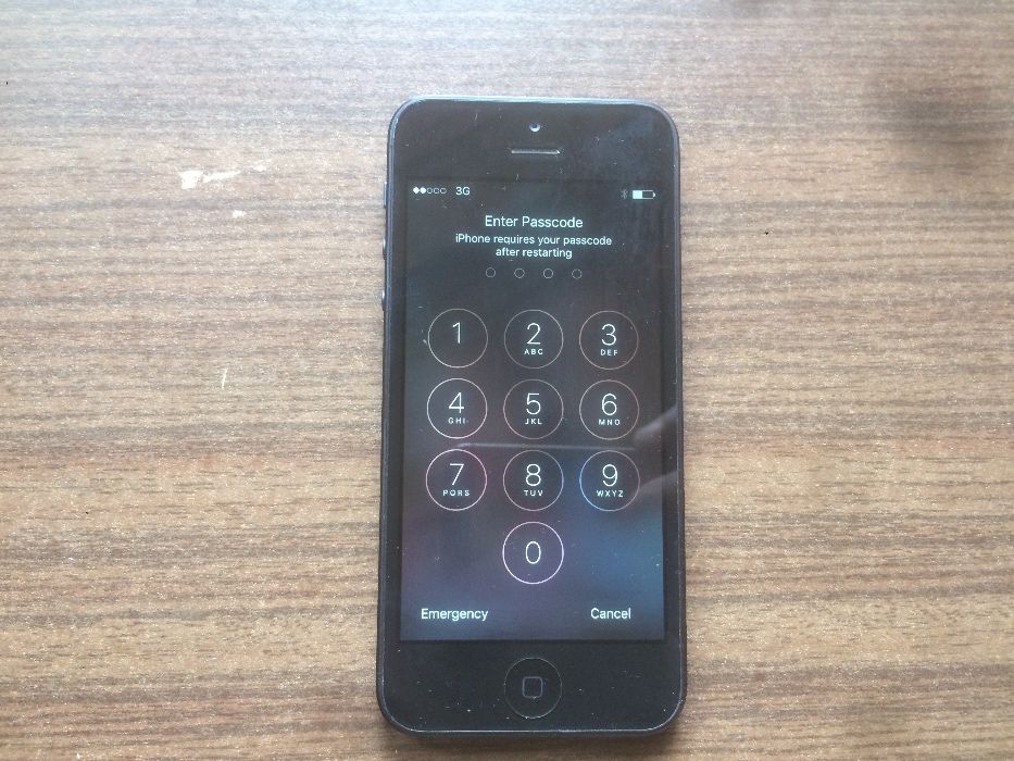 iPhone 5 16GB neverlock на запчасти продам или обмен