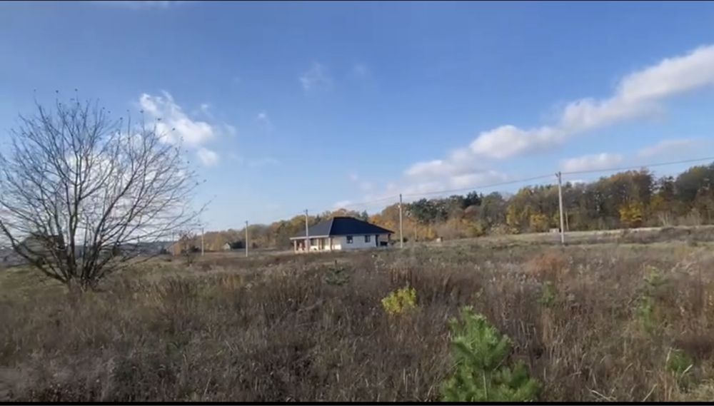 Продам земельну ділянку . Кустин . 12,6 соток під будівництво