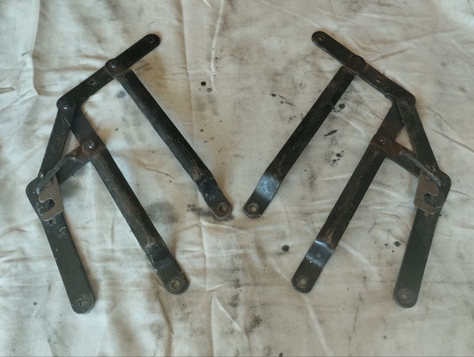 Механізм складання дивану