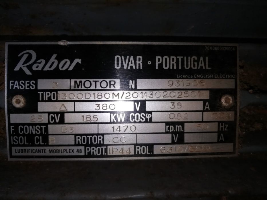 Vendo motor trifásico de 25 cv