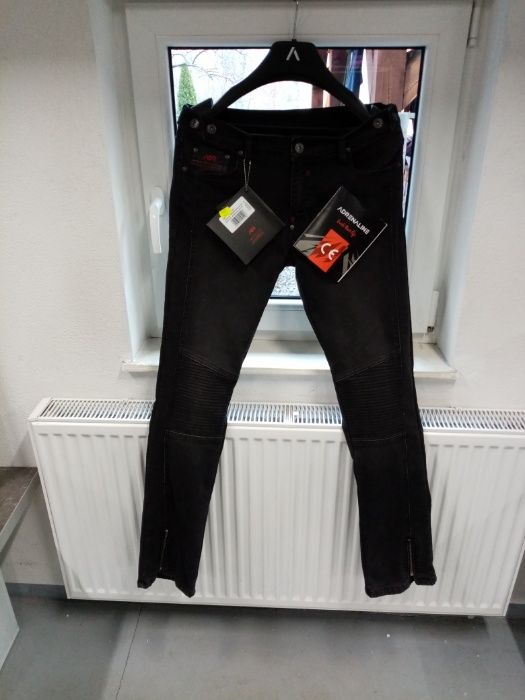 Spodnie damskie jeans Adrenaline Rock Lady kolor niebieski, czarny