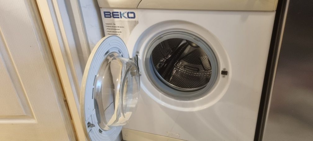 Pralka Beko WBF 6005 C