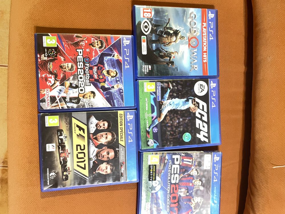 Playstation 4 (5 jogos | 2 comandos)