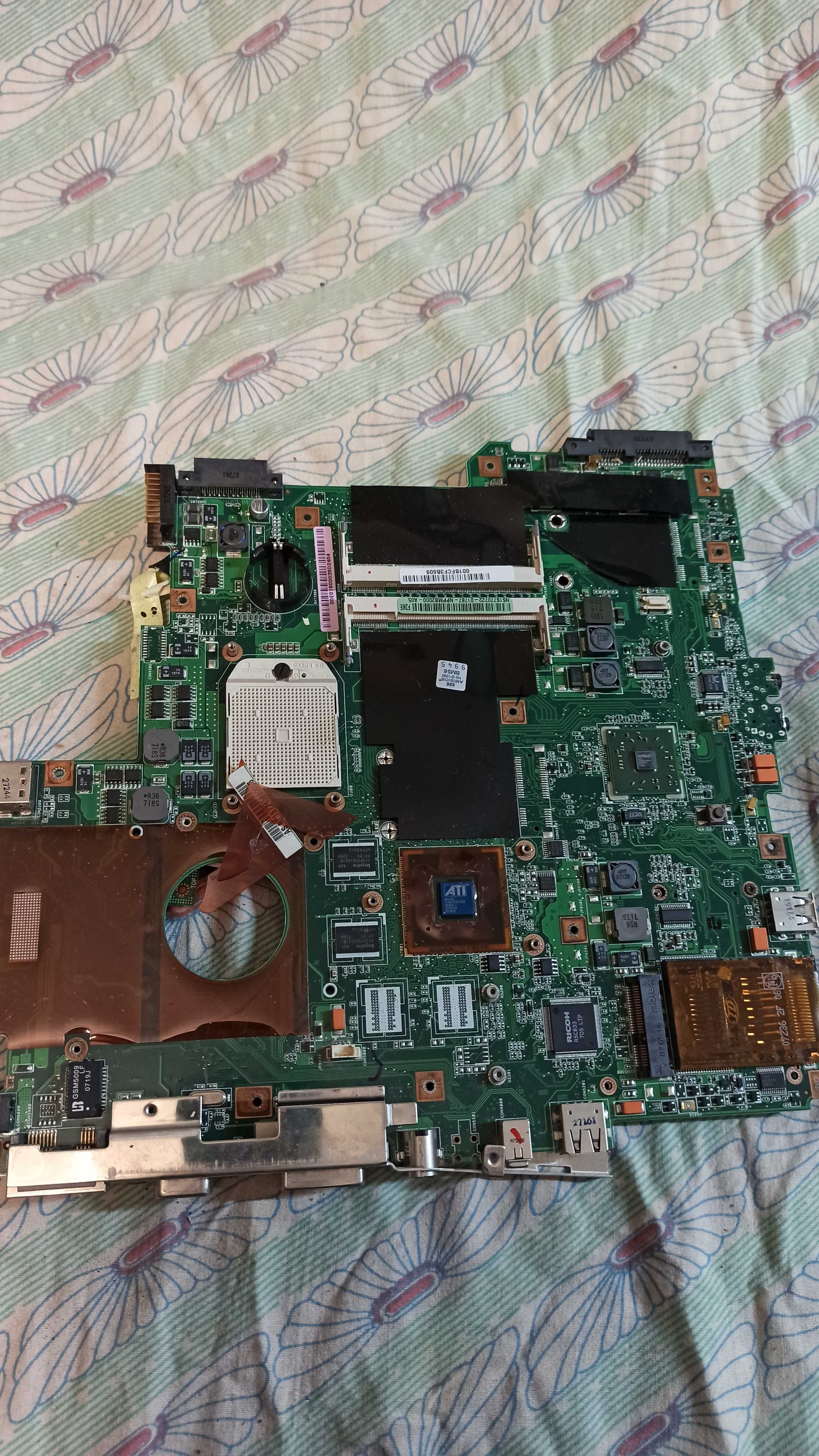 Материнские платы для ноутбуков Asus 2 штуки