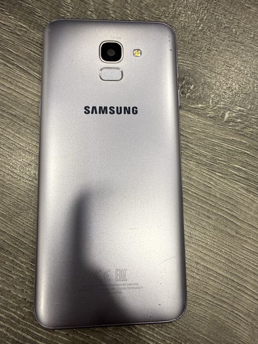 Телефон,смартфонSamsung SM-J600F