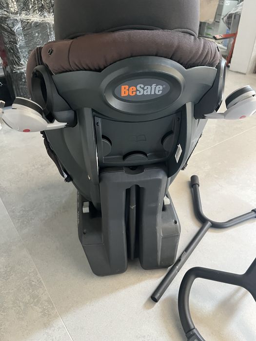 Fotelik samochodowy Be Safe iZi Combi x3 Isofix- brązowy