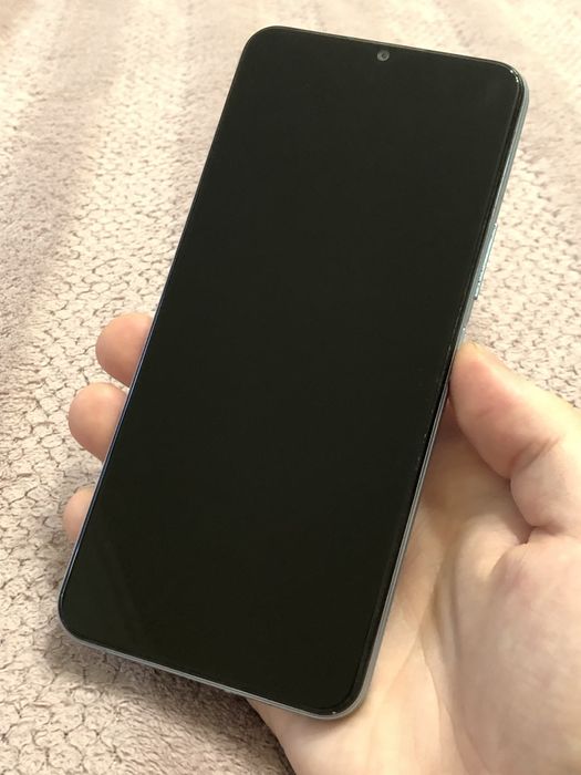 Телефон Vivo v2028 3/32gb гарний стан