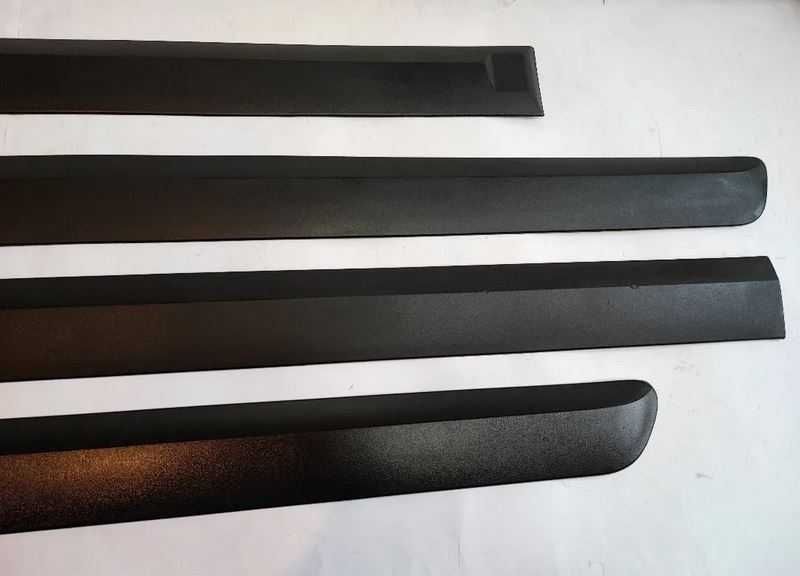 Listwa drzwi Hyundai Getz przed lift listwa boczna ozdobna