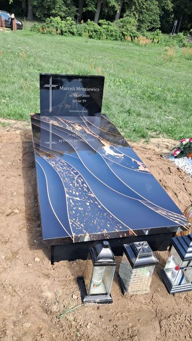 Nagrobek kompozyt 3099 zł z montażem Cały Kraj- Promocja