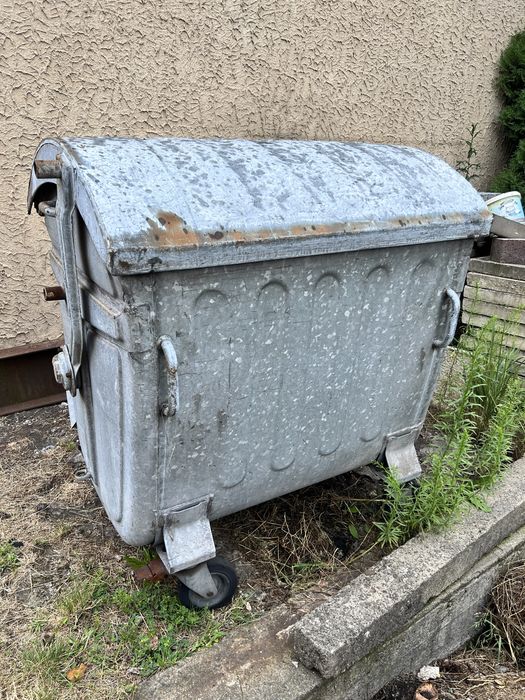 Kosz na śmieci metalowy kontener 1000l