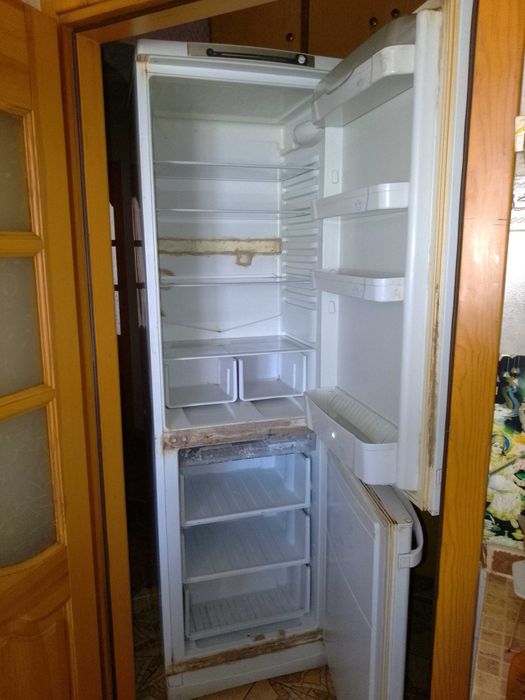 Продам холодильник б\у