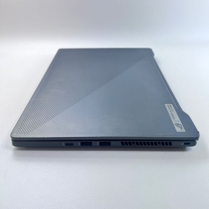 Asus ROG Zephyrus G14 R7 5800HS 16GB RAM 512GB SSD GTX 1650 Black