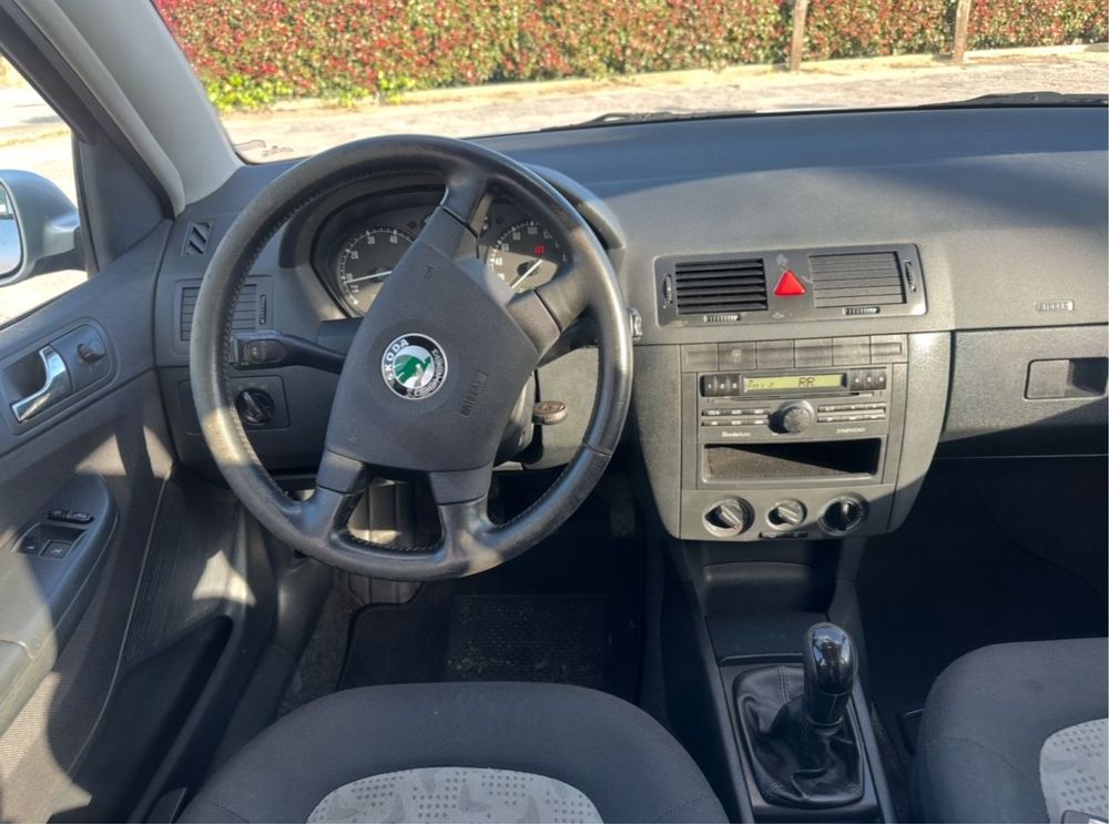 Skoda fabia 1.2 gasolina