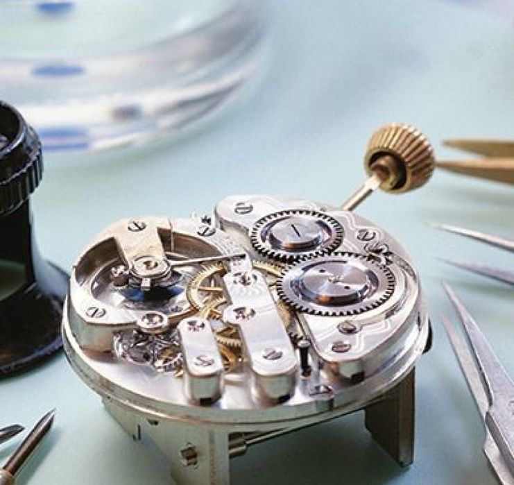 Reparação e restauração de relógios