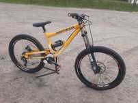 Commencal supreme Dh