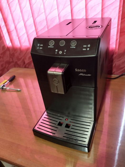 Кавомашина Saeco Minuto  HD8760