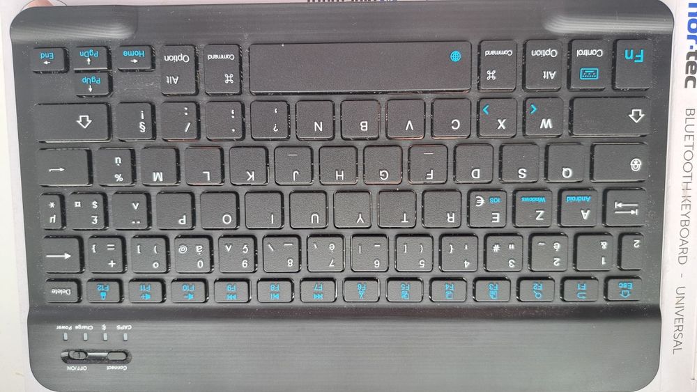 Продам універсальну Bluetooth клавіатуру Nor-tec